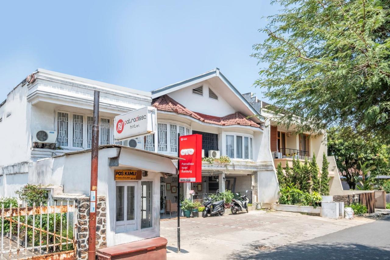 Oyo 1444 Patradissa Stasiun Bandung Hotel Luaran gambar